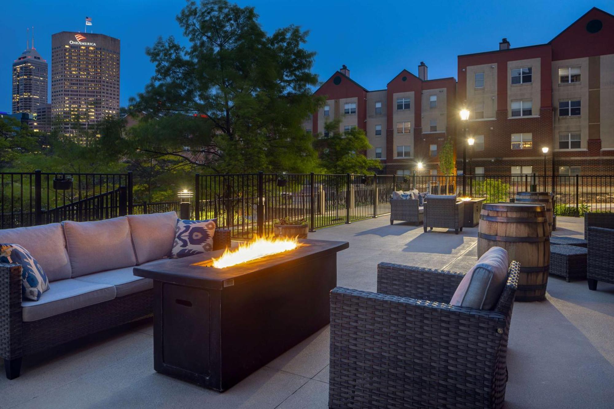 Homewood Suites By Hilton Indianapolis Downtown Iupui Kültér fotó